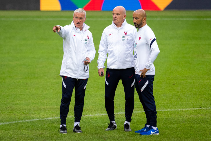 O treinador principal da França, Didier Deschamps